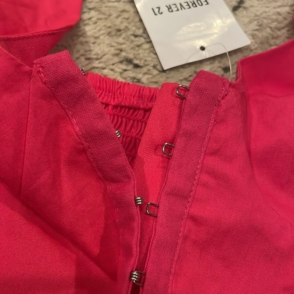 Forever 21 Halter Top💗 - Picture 9 of 14